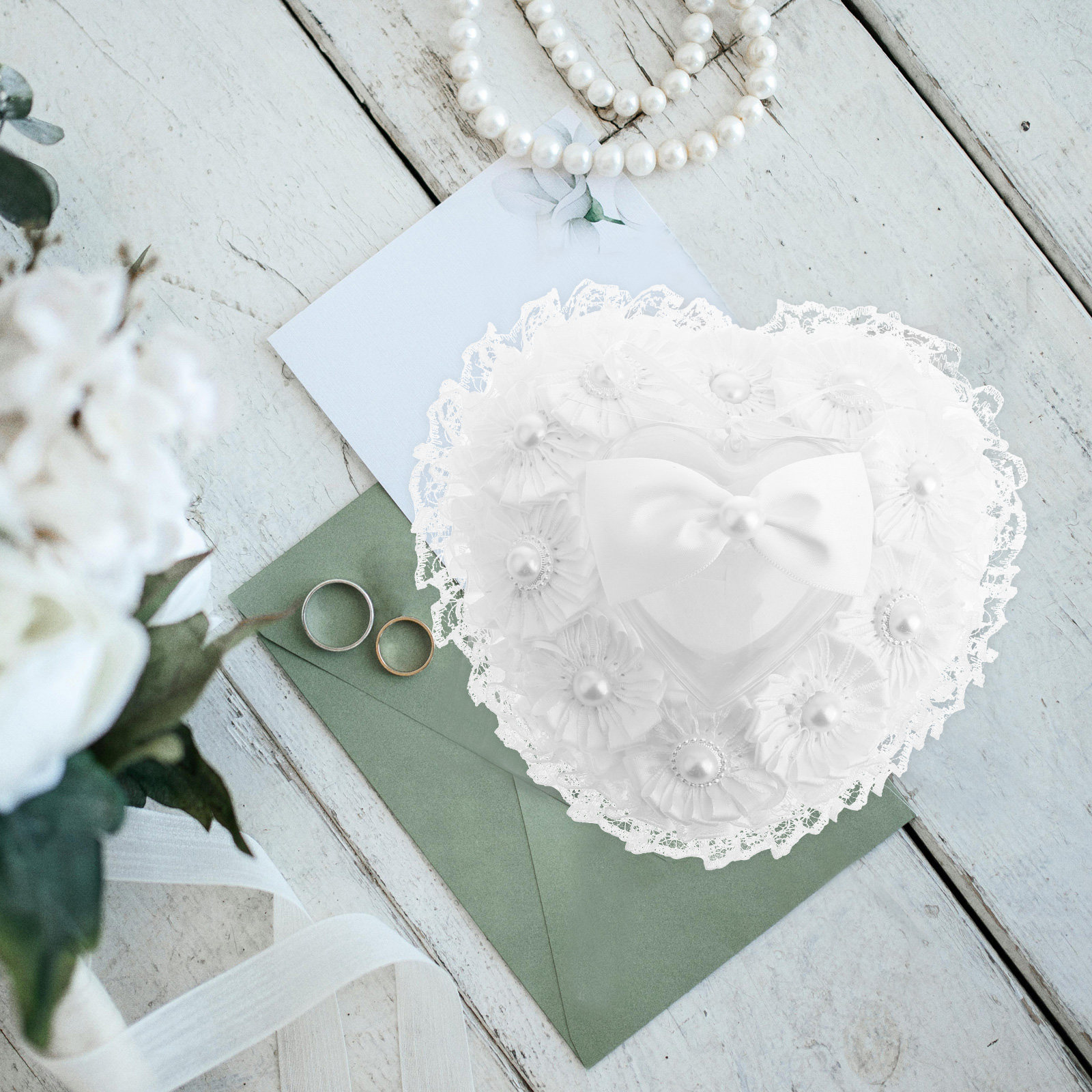 Heart-Shaped Wedding Ring Pill – Ring Bearer Pillow Bewertung und Preis