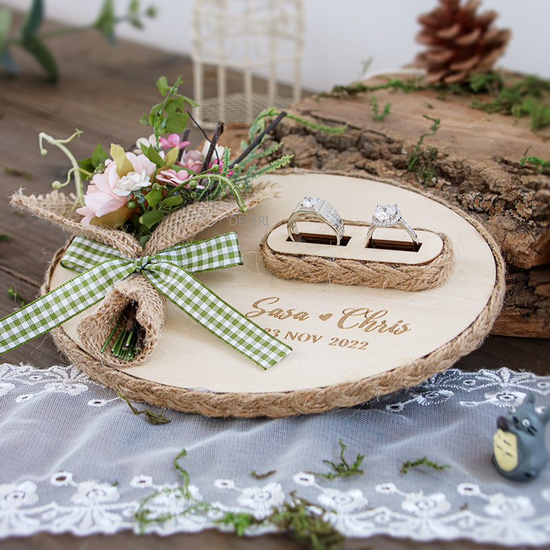 Custom Oval Wooden Flowers Eng – Ring Bearer Pillow Bewertung und Preis