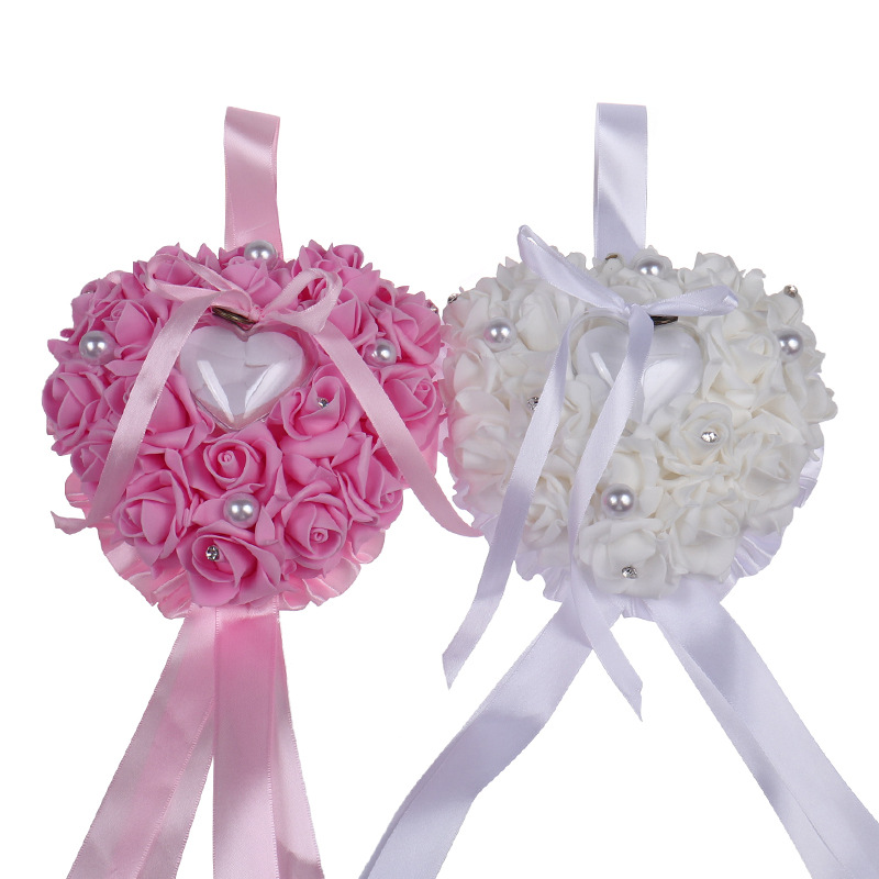 1Pcs Heart-shape Rose Flowers  – Ring Bearer Pillow Bewertung und Preis
