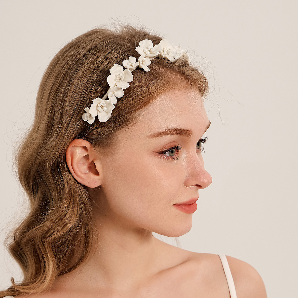 Efily Bride White Flower Hair  – Wedding Supply Store Bewertung und Preis