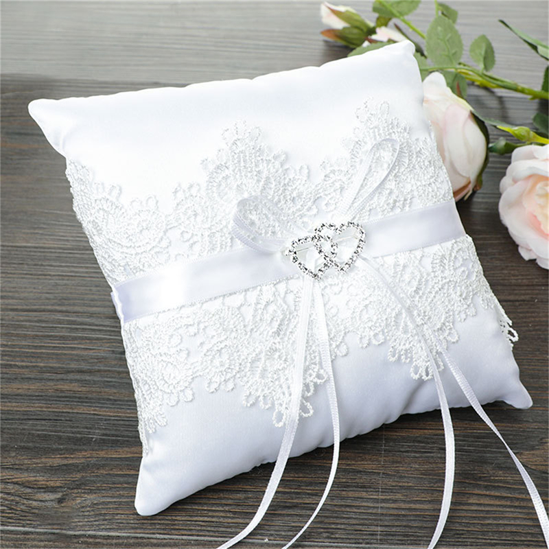 Double Bow Ribbon Pearls Roman – Ring Bearer Pillow Bewertung und Preis